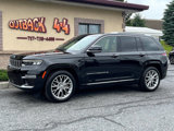 Used 2022 Jeep Grand Cherokee Summit w/ Luxury Tech Group V image 4