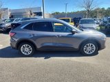 Used 2022 Ford Escape SE image 2