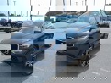 Used 2018 Volvo XC60 T5 Momentum w/ Convenience Package image 3