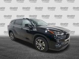 Used 2021 Toyota Highlander XLE image 2