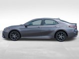 Used 2023 Toyota Camry SE image 2