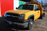 Used 2003 Chevrolet Silverado 3500 2WD Extended Cab image 2