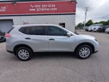 Used 2016 Nissan Rogue S image 5