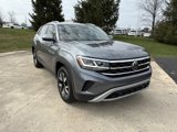 Certified 2022 Volkswagen Atlas Cross Sport SE image 2