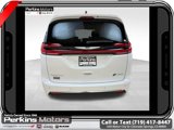 Used 2023 Chrysler Voyager LX image 5
