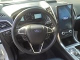 Used 2022 Ford Edge SEL w/ Sport Appearance Package image 6