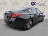 Used 2023 Nissan Altima 2.5 SV image 3