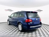 Used 2013 Volkswagen Routan SE image 6