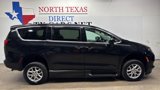 Used 2022 Chrysler Voyager LX image 3