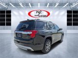 Used 2023 GMC Acadia SLT image 3