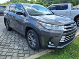 Used 2017 Toyota Highlander XLE image 5