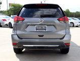 Used 2017 Nissan Rogue SV image 5
