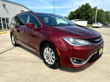 Used 2017 Chrysler Pacifica Touring-L image 3