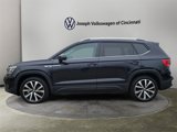 Used 2024 Volkswagen Taos SE image 2