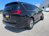 New 2024 Chrysler Pacifica Touring-L image 4