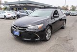Used 2017 Toyota Camry SE image 3