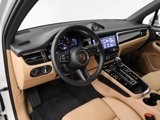 Certified 2025 Porsche Macan image 4