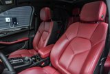 Certified 2022 Porsche Macan image 5