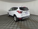 Used 2017 Ford Escape SE image 4