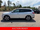 Used 2014 Nissan Pathfinder Platinum image 2