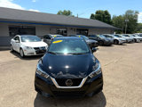 Used 2021 Nissan Versa SV image 2