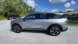New 2024 Lincoln Nautilus Premier image 5