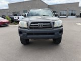Used 2009 Toyota Tacoma 4x4 Regular Cab image 2