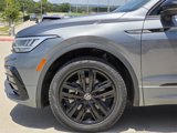 Used 2022 Volkswagen Tiguan SE R-Line image 5