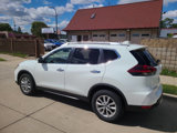 Used 2018 Nissan Rogue SV image 4