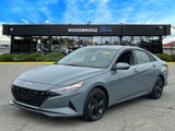 Used 2022 Hyundai Elantra SEL w/ Cargo Package image 2