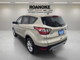 Used 2017 Ford Escape SE image 6