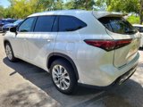 Used 2021 Toyota Highlander Limited image 4