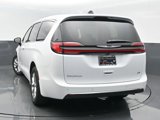 New 2026 Chrysler Pacifica Select image 6
