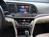 Used 2017 Hyundai Elantra SE w/ SE A/T Tech Package 03 image 4