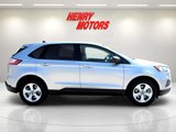 Used 2022 Ford Edge SE image 3