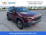 Used 2020 Jeep Cherokee Trailhawk image 3