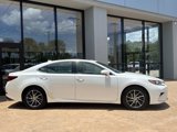 Used 2017 Lexus ES 350 image 2