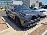 Used 2021 Toyota Highlander Platinum image 3
