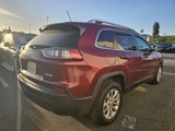 Used 2019 Jeep Cherokee Latitude w/ Cold Weather Group image 4