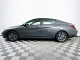 Used 2024 Hyundai Elantra SEL image 3