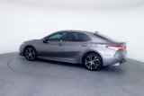 Used 2019 Toyota Camry LE image 3
