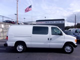 Used 2007 Ford E-150 and Econoline 150 image 2