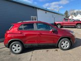 Used 2021 Chevrolet Trax LT w/ LT Convenience Package image 3