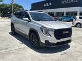 Used 2022 GMC Terrain SLE w/ Driver Convenience Package image 4