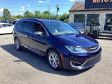 Used 2017 Chrysler Pacifica Limited image 3