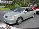 Used 2005 Toyota Camry image 2