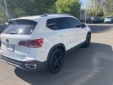 Certified 2023 Volkswagen Taos SE w/ Black Wheel Package image 4