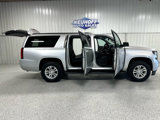 Used 2016 Chevrolet Suburban LT image 2
