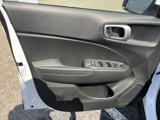 New 2025 Hyundai Venue SE image 5