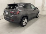 Used 2024 Jeep Compass Latitude image 4